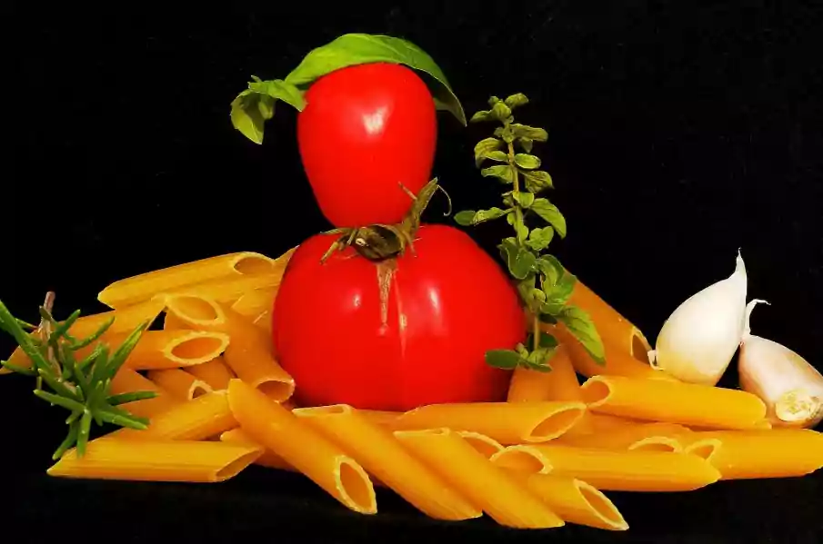 Tomato, Garlic and Pasta